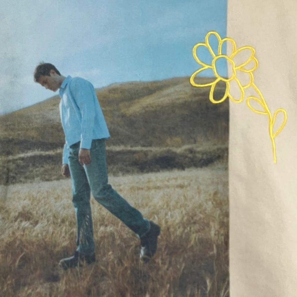Alec Benjamin Tan Graphic Crewneck Sweatshirt Photo Print Sleeve Spellout Size M - Picture 10 of 13